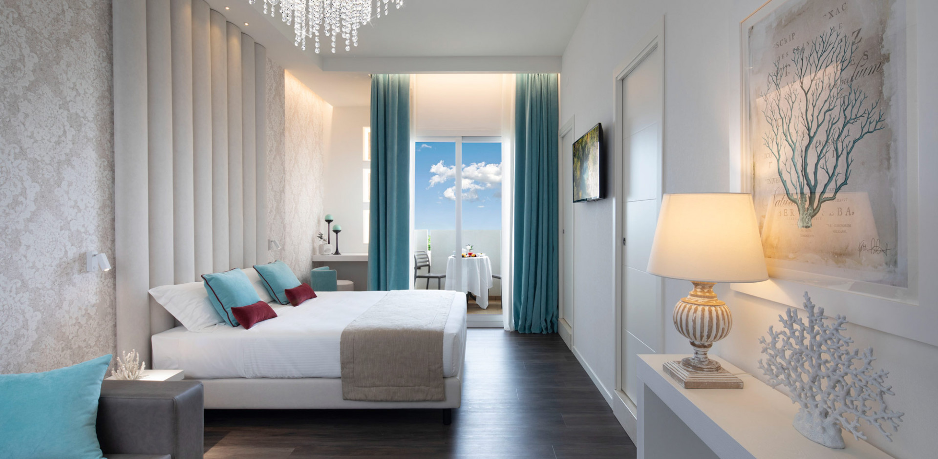 media.Slide-Camera-Lido-01-Hotel-Litoraneo