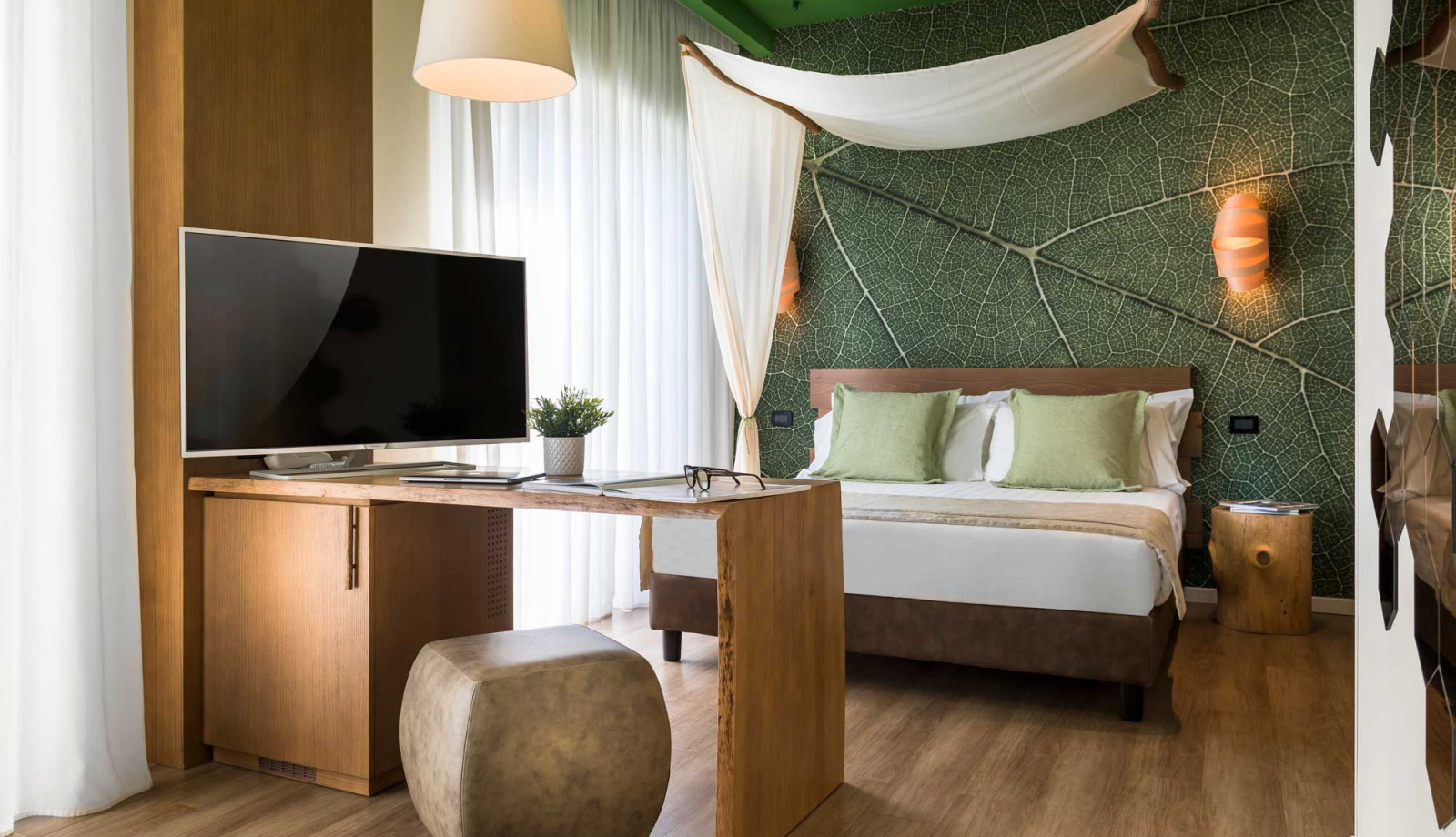 media.Offerta-auto-elettriche-Hotel-Litoraneo-Rimini